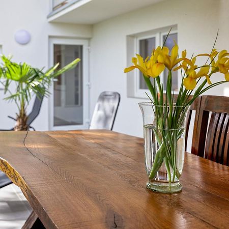 Apartman Grey Szluin Kültér fotó