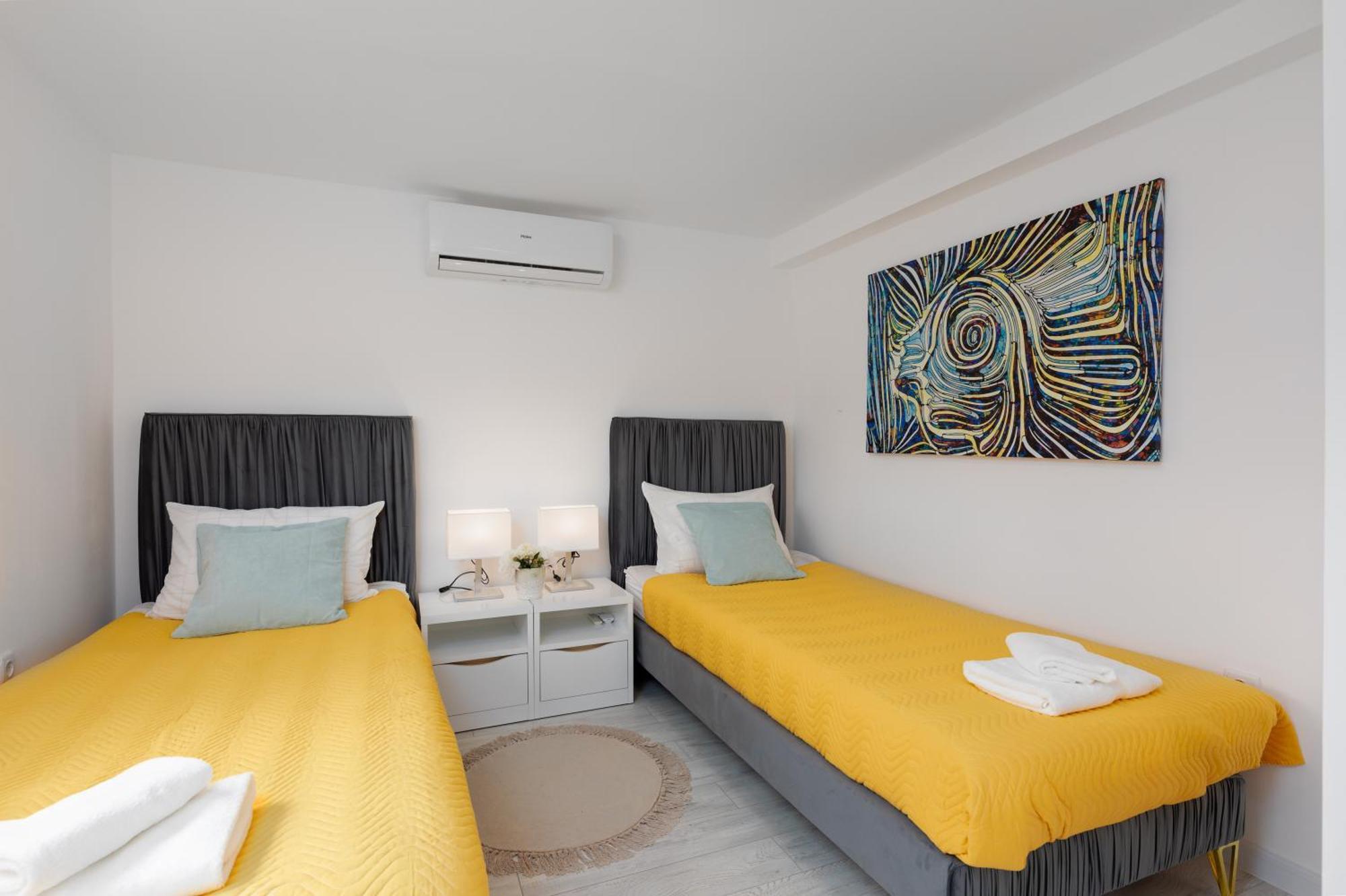 Apartman Grey Szluin Kültér fotó