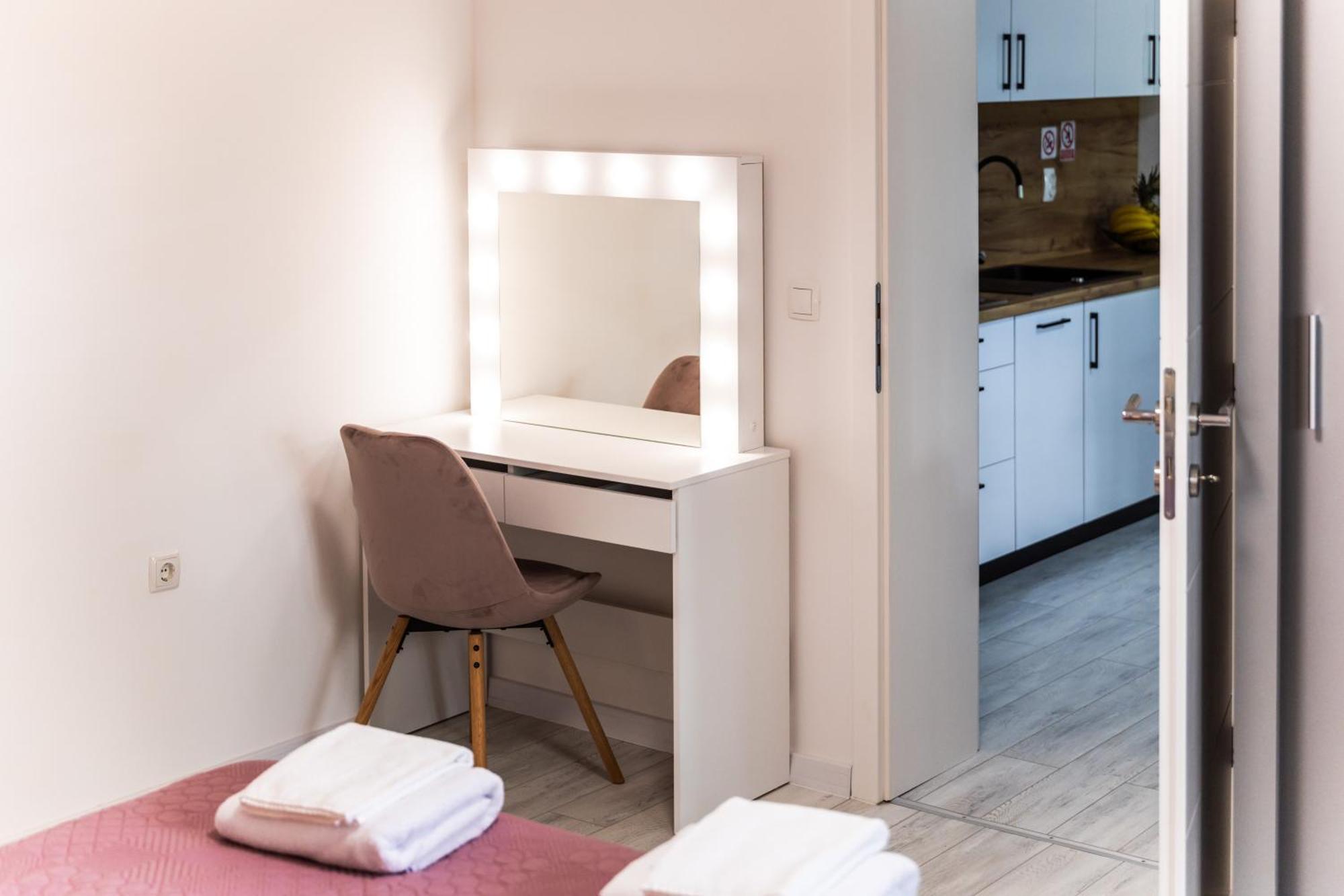 Apartman Grey Szluin Kültér fotó