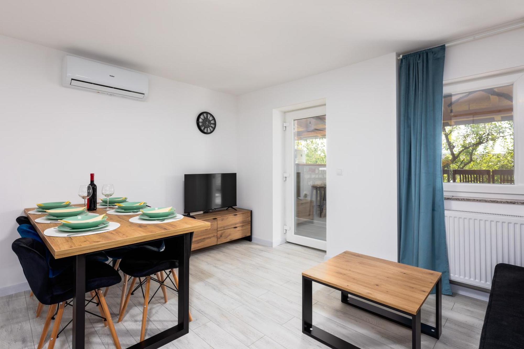 Apartman Grey Szluin Kültér fotó