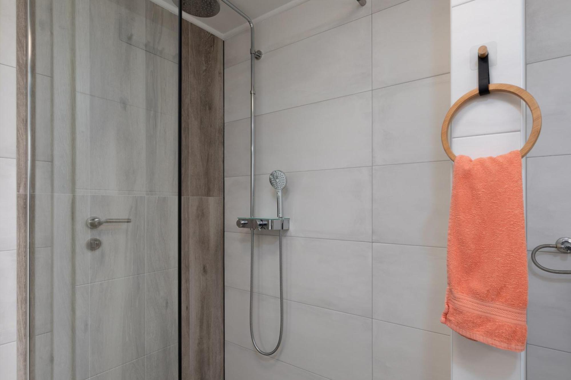 Apartman Grey Szluin Kültér fotó