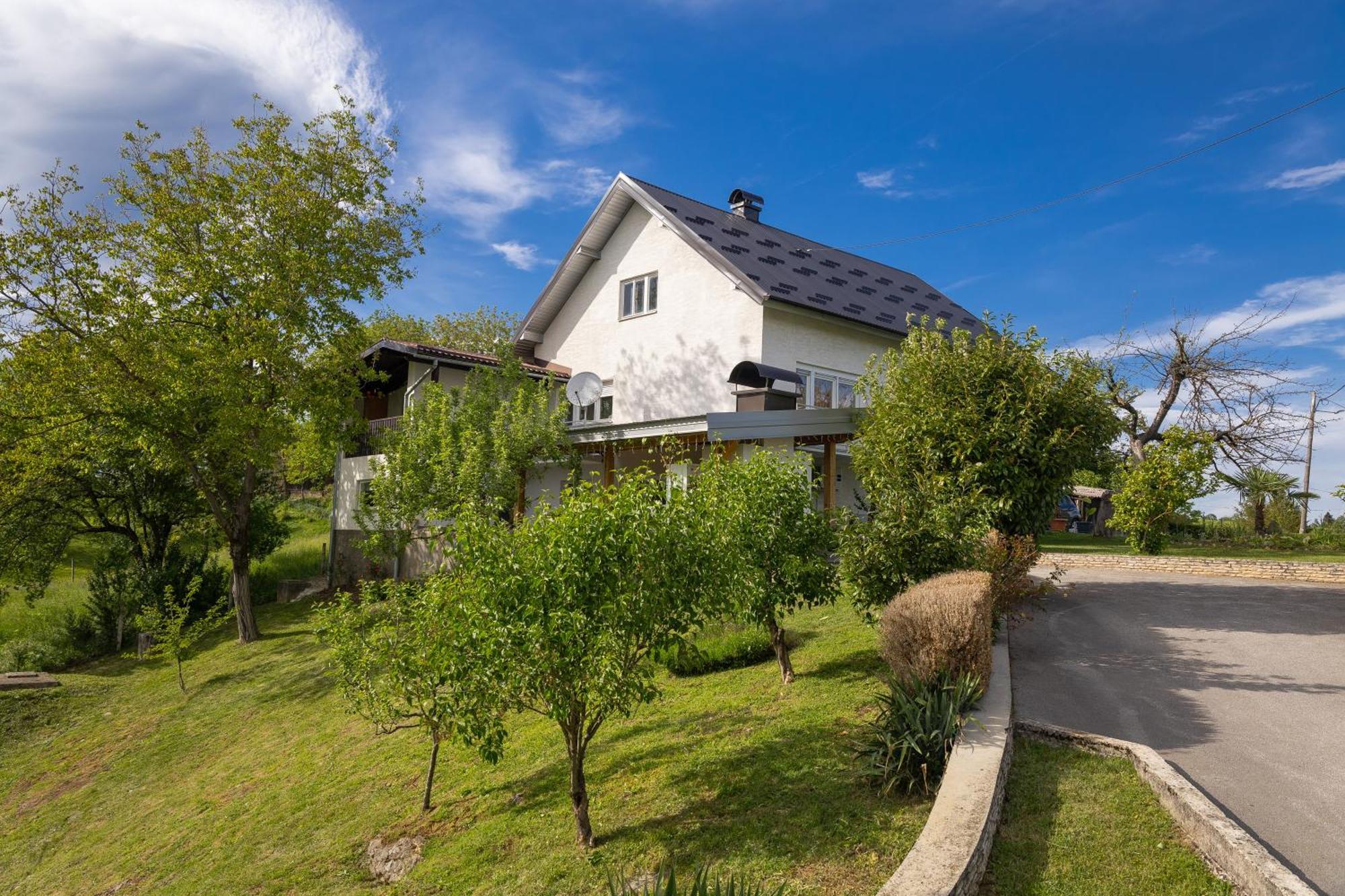 Apartman Grey Szluin Kültér fotó