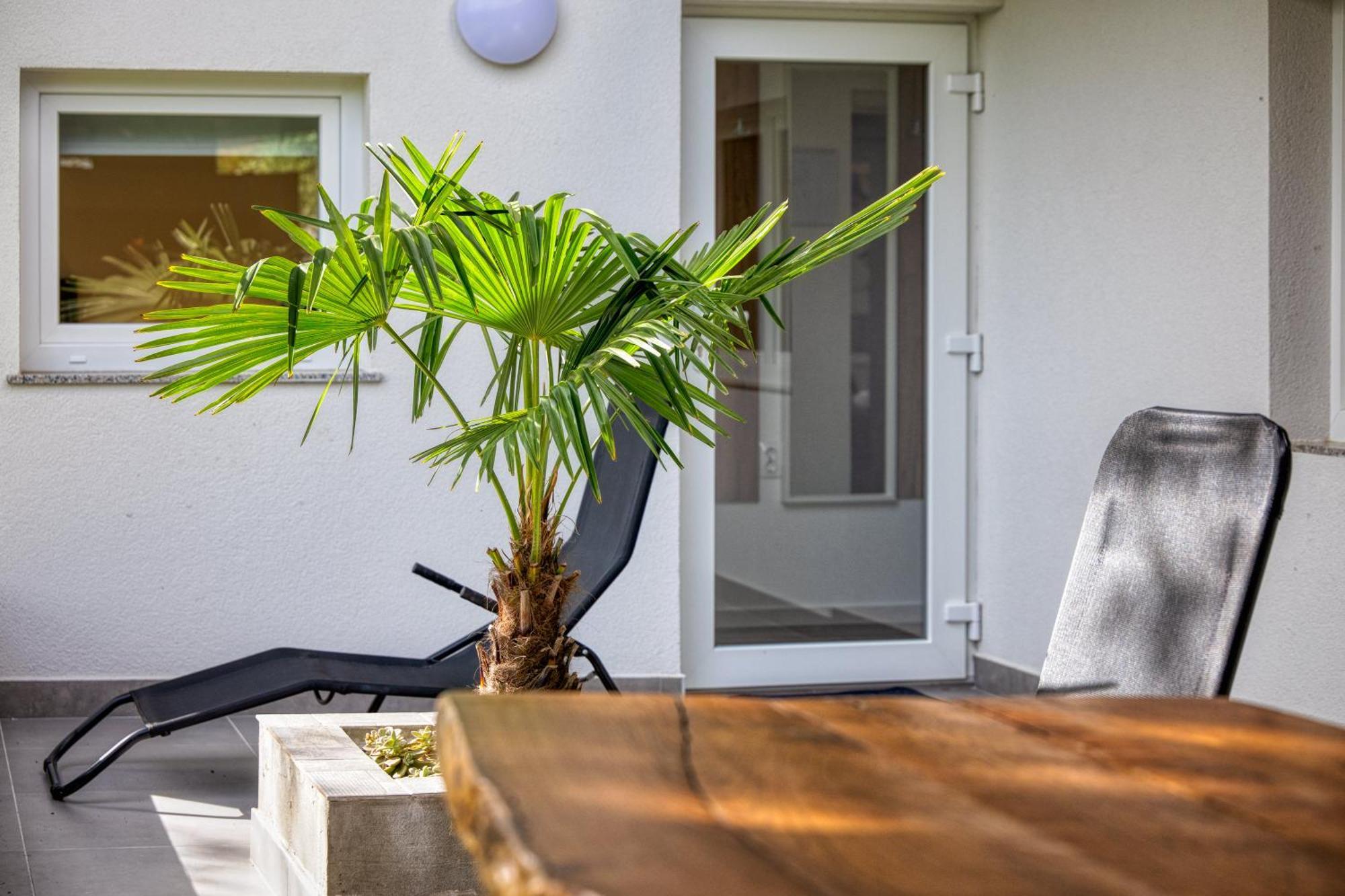 Apartman Grey Szluin Kültér fotó